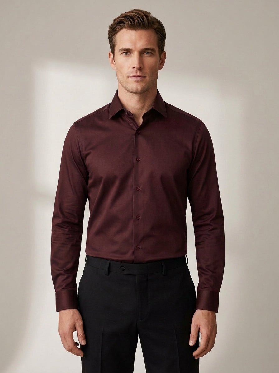 Slim Fit Satin-Stretch Shirt in Burgundy