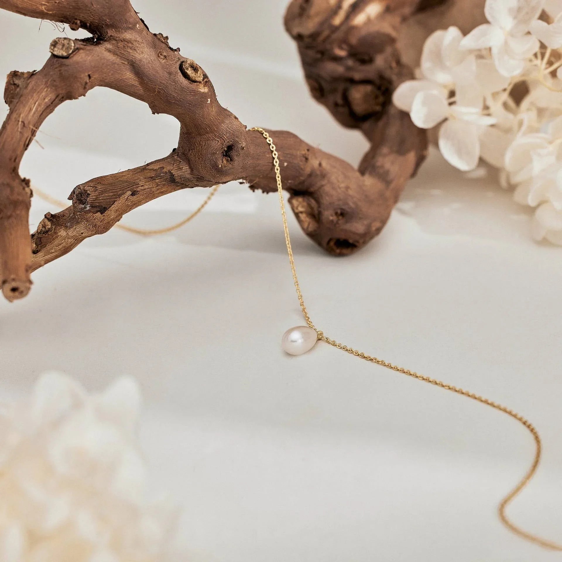 Roselle Pearl Necklace — Allyours Closet (view 5)