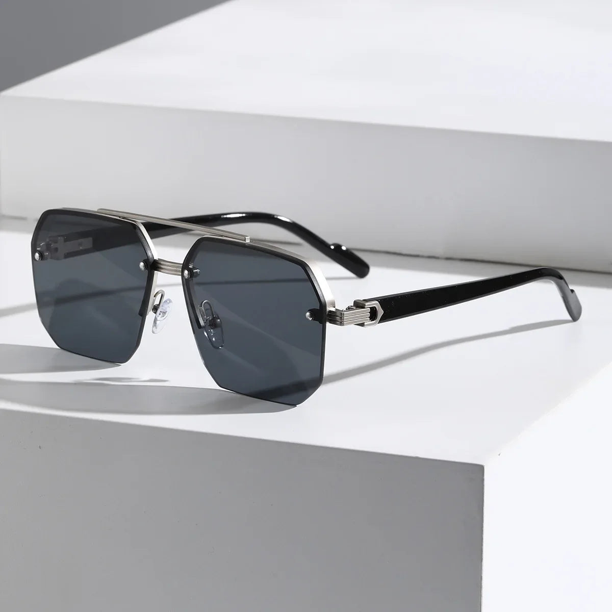 Montago Sunglasses — Allyours Closet (view 2)