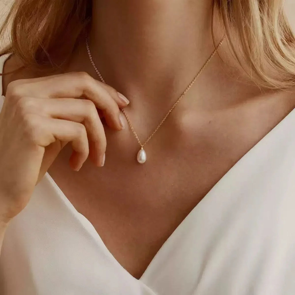 Roselle Pearl Necklace — Allyours Closet