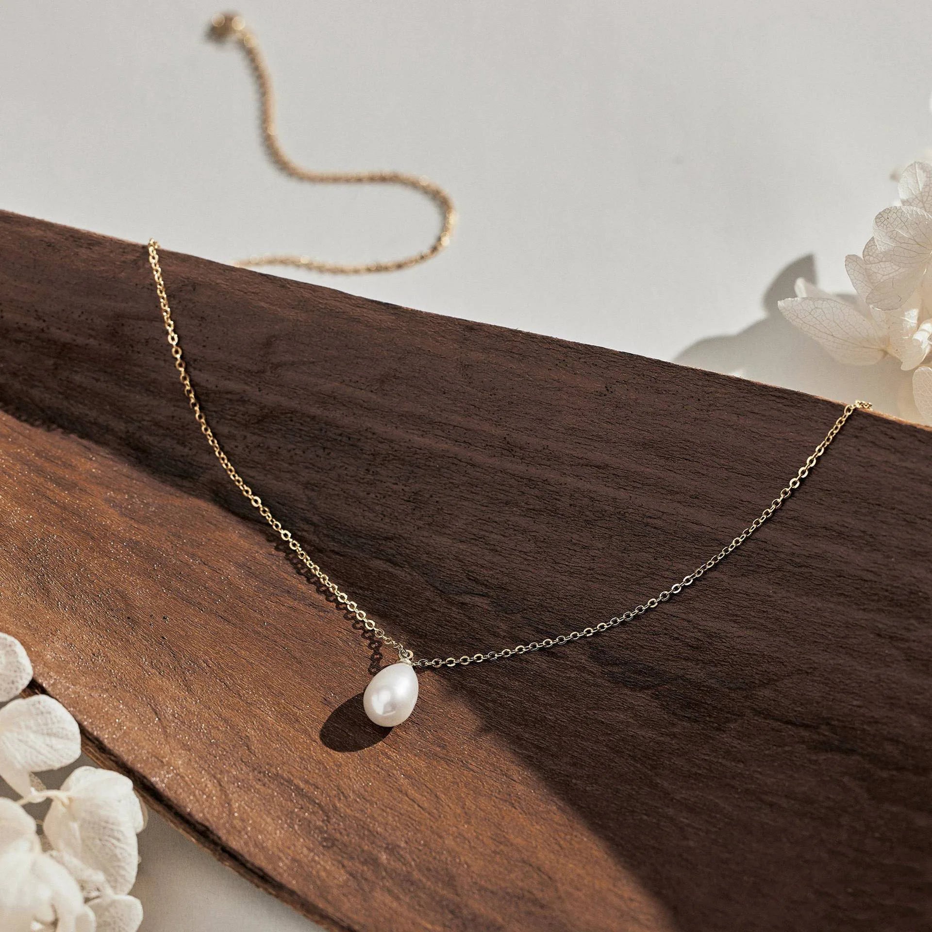 Roselle Pearl Necklace — Allyours Closet (view 4)