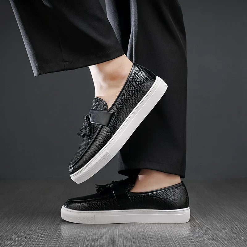 Vandro Leather Loafers — Allyours Closet (view 6)