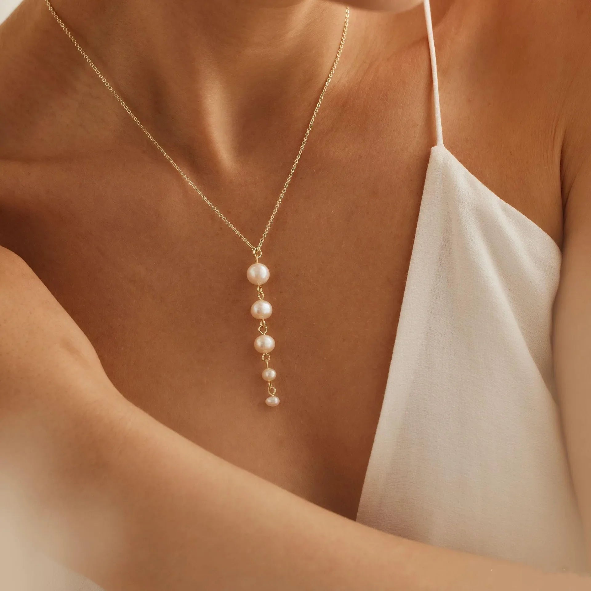 Roselle Pearl Necklace — Allyours Closet (view 6)
