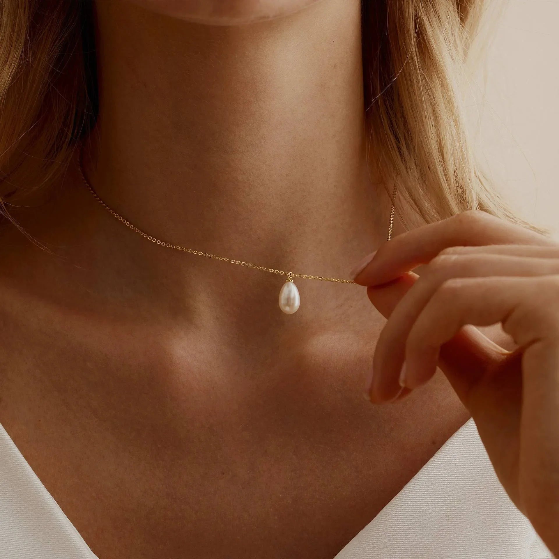 Roselle Pearl Necklace — Allyours Closet (view 2)