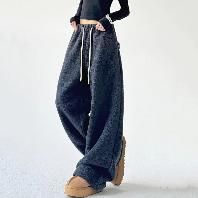 Soho Lounge Fleece Sweatpants — Allyours Closet (view 2)