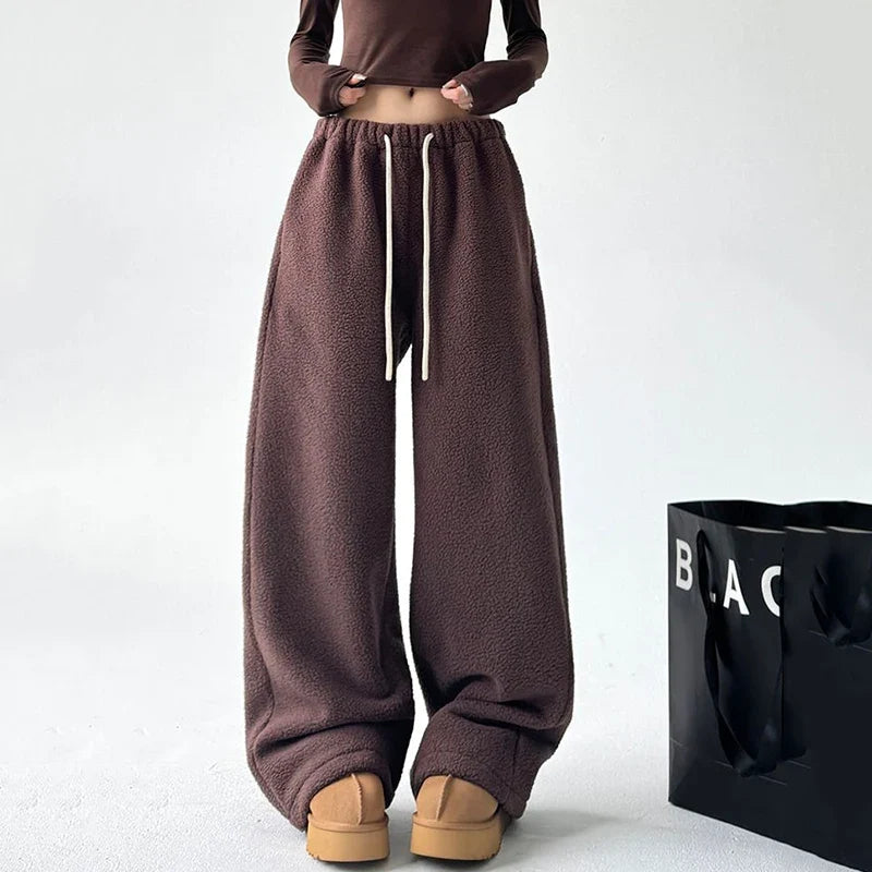 Soho Lounge Fleece Sweatpants — Allyours Closet (view 7)