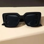 Valencia Classic Sunglasses — Allyours Closet (view 5)